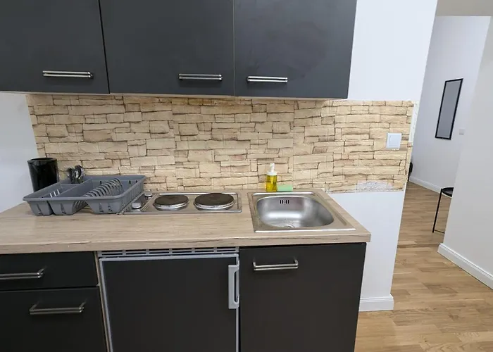 Spacious In A Lively Area *